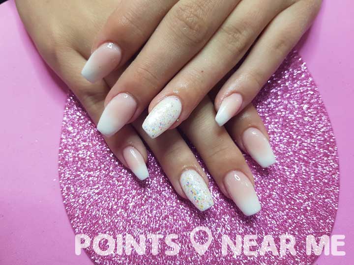 acrylic nails near me